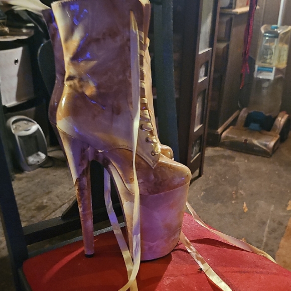 Mercy 9in Heels - Picture 3 of 4